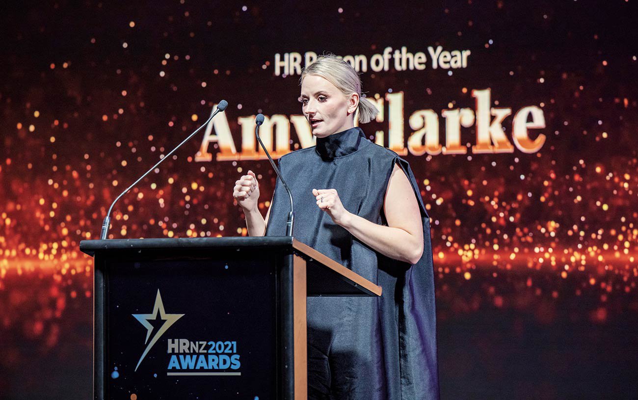 Amy Clarke receiving her HR Person of the Year award at the 2021 NZ HR Awards