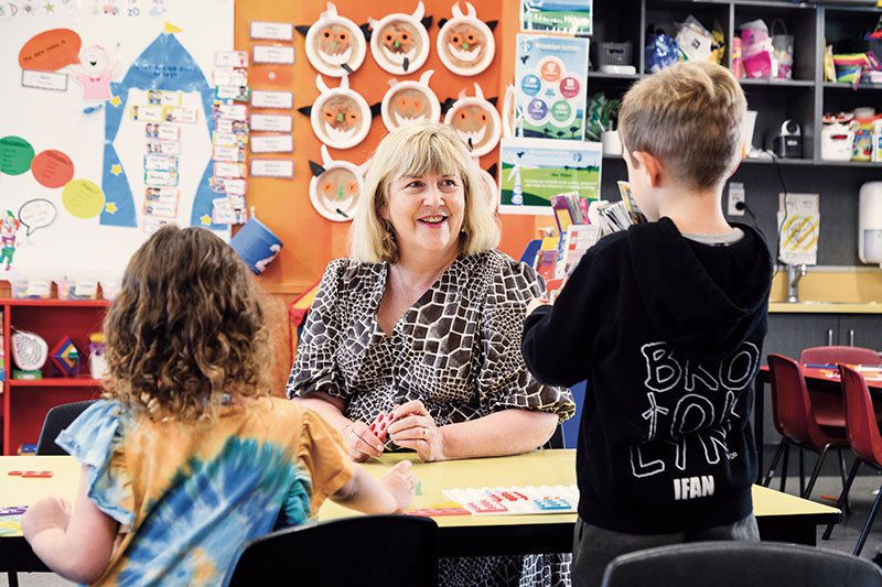 Liz-Rhodes-principal-of-Brooklyn-School.jpg