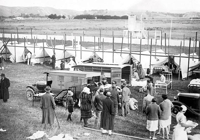 Tents and ambulances fill a field hospital set up to treat the wounded after the 1931 Napier earthquake