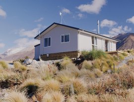 The new home of MAS Member Mary Miller in Lake Ohau